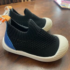 Cat & Jack Black and Blue baby/toddler Slip-On Sneakers